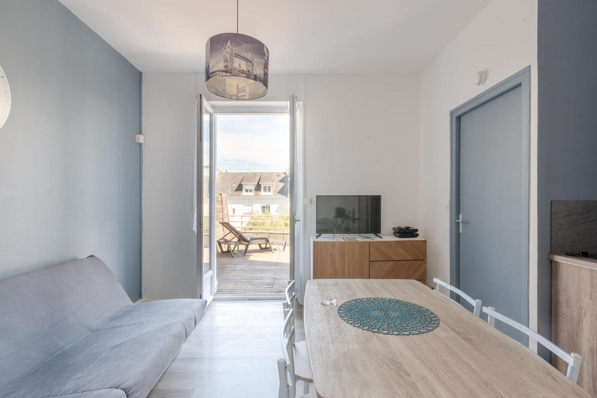 Appartement avec grande terrasse centre St-Nazaire Saint-Nazaire  Extérieur photo