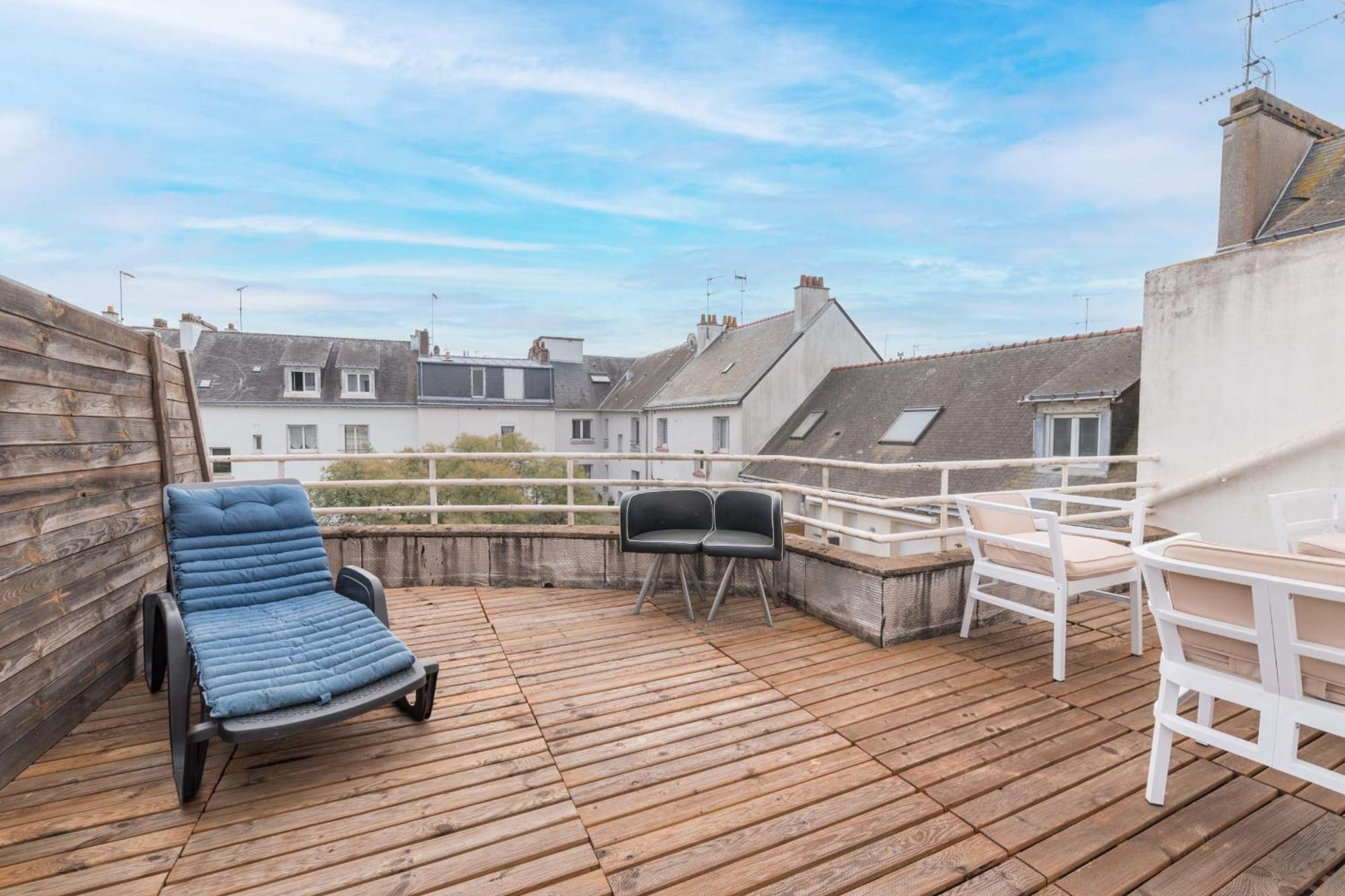 Appartement avec grande terrasse centre St-Nazaire Saint-Nazaire  Extérieur photo